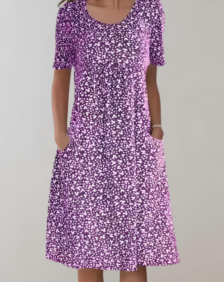 "Robe d'été légère femmes, encolure en V, coupe fluide, idéale pour les journées chaudes, style décontracté et élégant."
