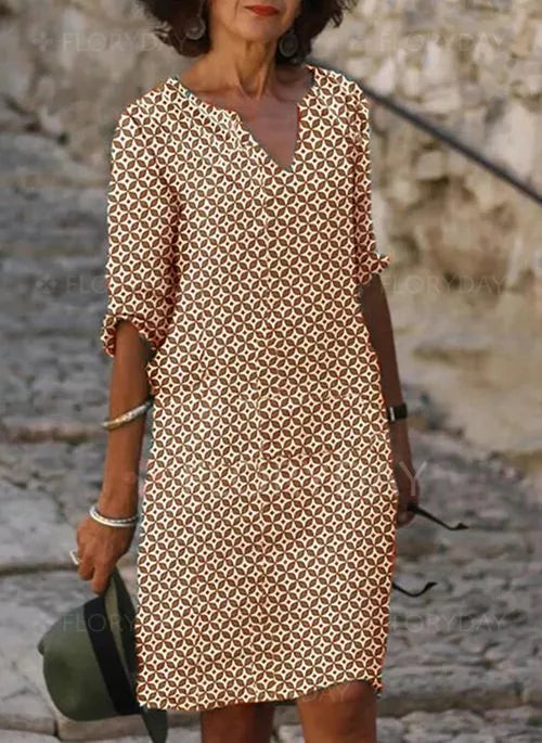 Robe été aérée multi-couleurs, légère et décontractée, idéale pour temps chaud, design chic bleu/gris/marron.