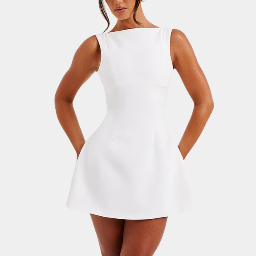 "Robe été élégante femme JANELLE noire, design sophistiqué, coupe flatteuse pour événement formel ou décontracté."