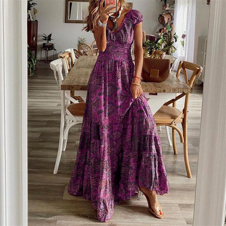 Robe longue bohème en tissu léger, coupe fluide, style chic décontracté. Idéale pour silhouette élégante et confort.