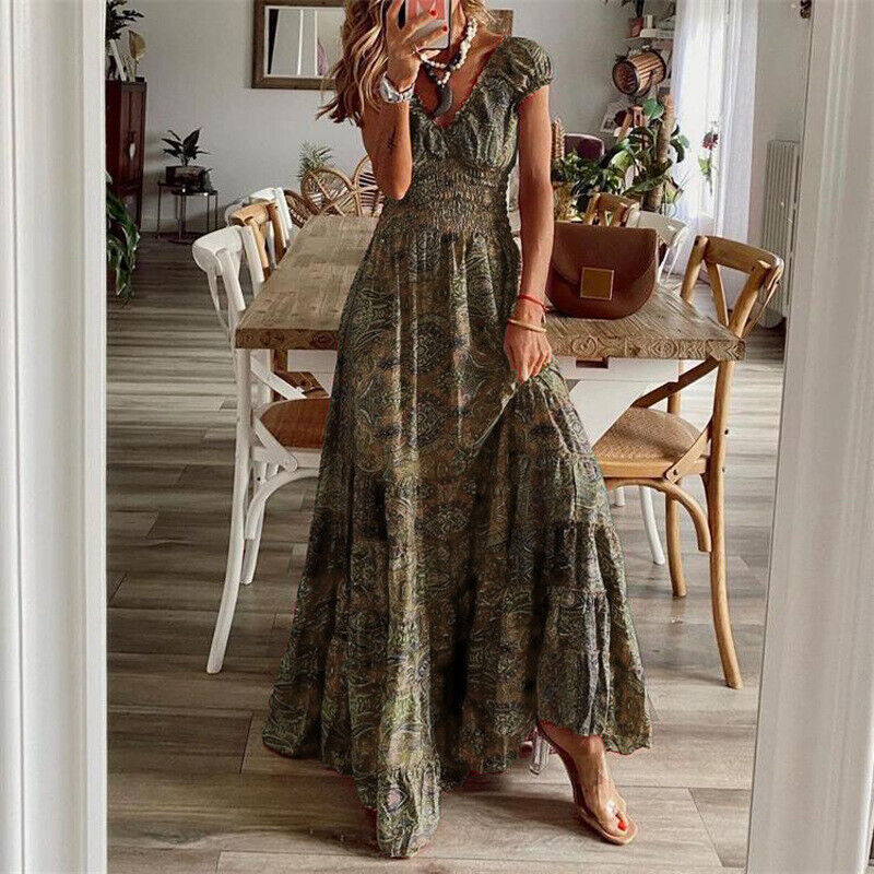 Robe longue bohème en tissu léger, coupe fluide, style chic décontracté. Idéale pour silhouette élégante et confort.