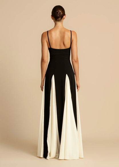 Robe longue chic à motifs blocs colorés, coupe moderne et élégante, idéale pour toutes occasions, confort inégalé.