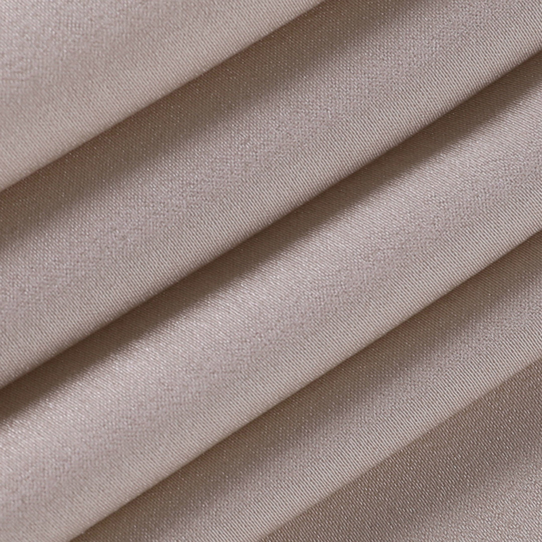 "Robe midi élégante, dos nu sexy en rouge; silhouette drapée, fente latérale sensuelle, disponible en différentes couleurs."