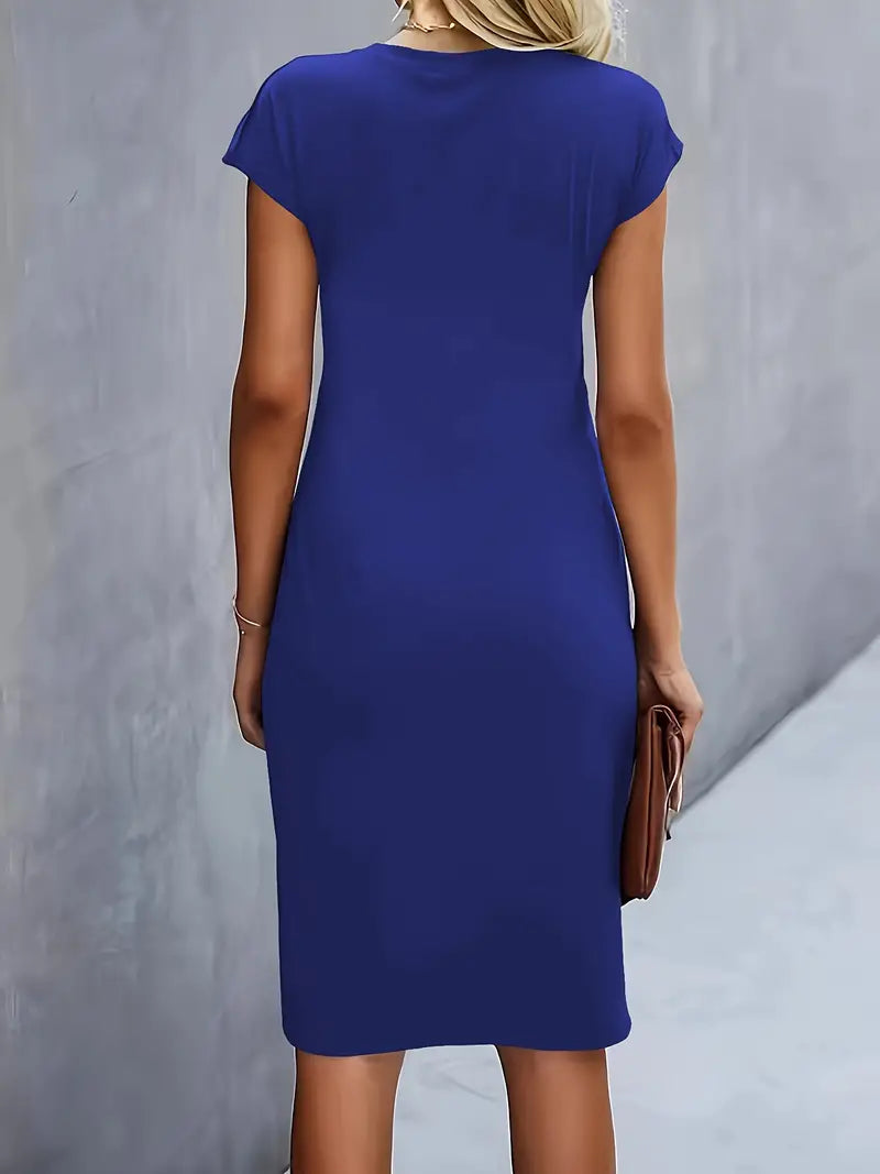 "Robe midi Mylène femme élégante polyvalente, col rond, taille ajustée, diverses couleurs, silhouette flatteuse."