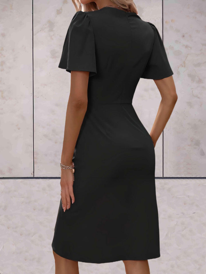 "Robe portefeuille femme élégante avec col V, ajustable, croisée, décolleté en V profond, idéale pour occasion formelle ou dé