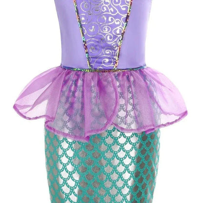 Robe sirène enfant féerique, inspirée Ariel, élégante avec détails brillants, idéale anniversaire et carnaval.