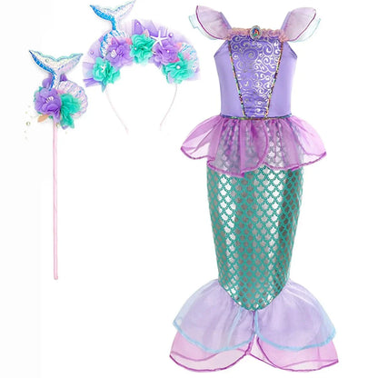 Robe sirène enfant féerique, inspirée Ariel, élégante avec détails brillants, idéale anniversaire et carnaval.