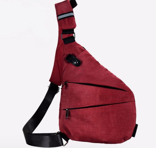 "Sac bandoulière antivol pour femmes, design ergonomique, matériau imperméable, multiples compartiments, couleur élégante."