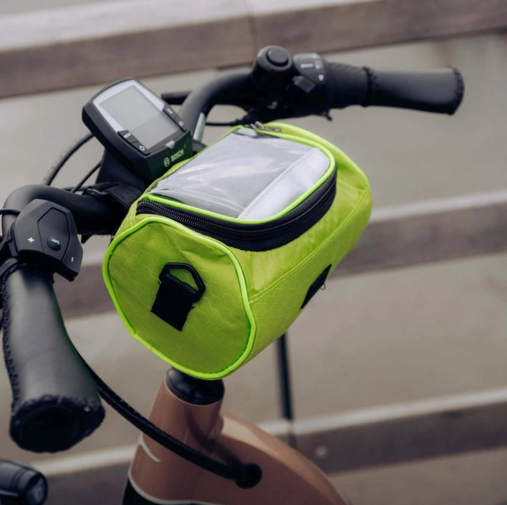 "Sacoche vélo étanche multifonction avec écran tactile, sangle velcro, divers coloris, adaptée à tous types de vélos."