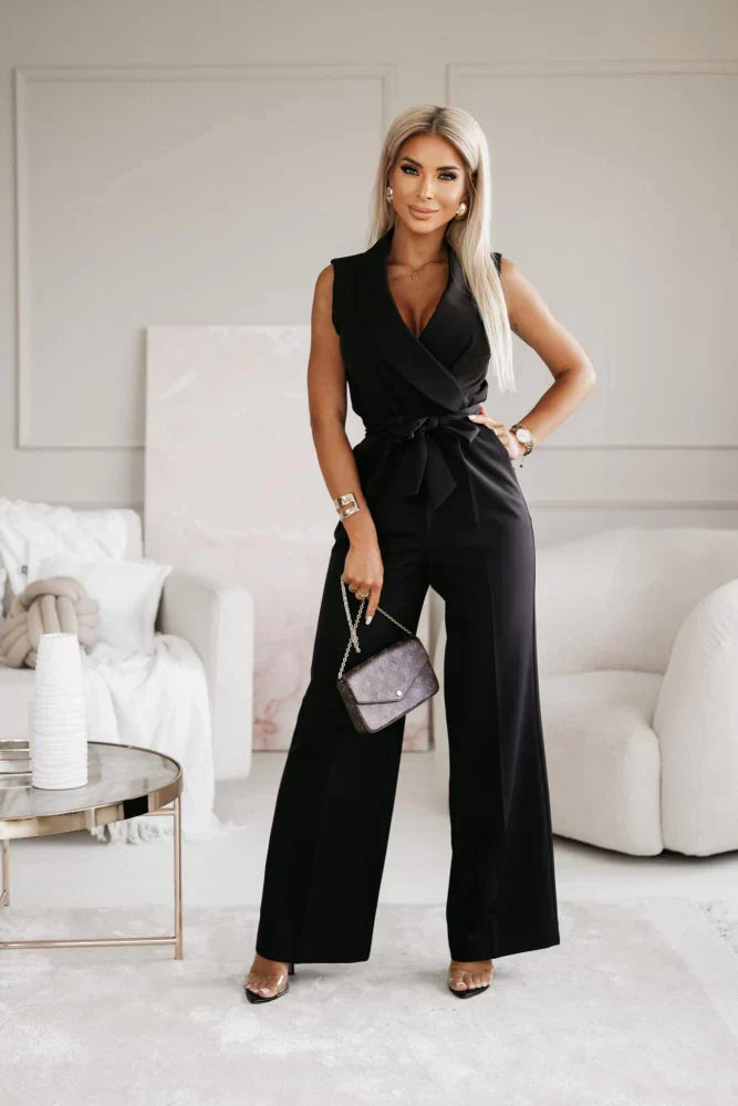 Salopette Terilynn drapée, pantalons amples, élégance moderne, silhouette sublimée, femme, tenue chic, coloris variés.