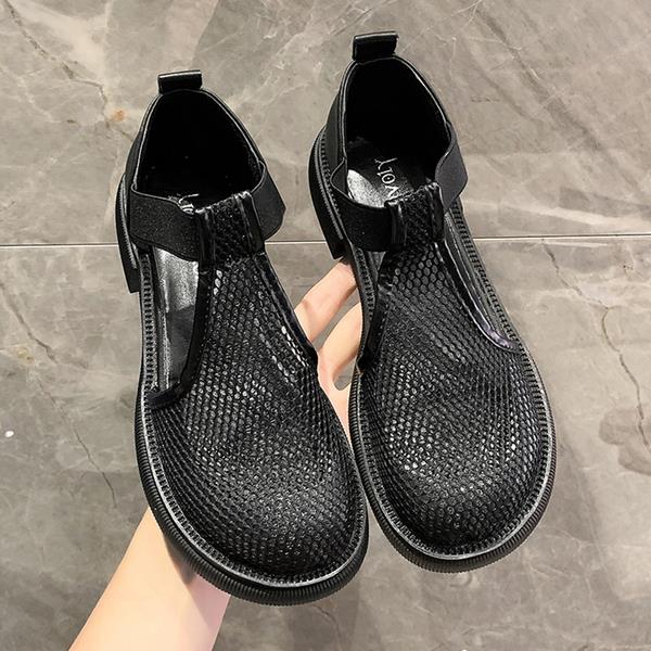 "Sandales confortables et élégantes pour femmes, sangle ajustable, semelle moelleuse, idéales pour l'été."