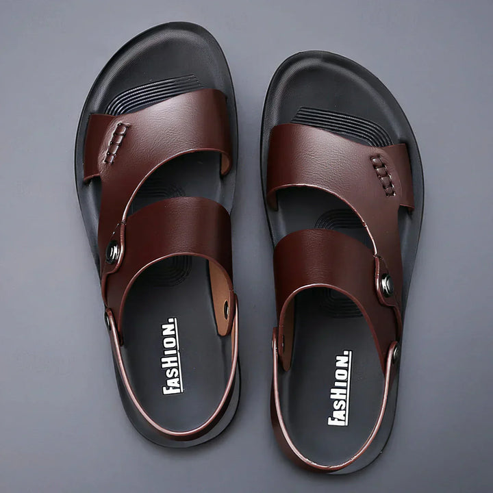 "Sandales d'été pour hommes noires, confortables avec bout ouvert et sangles réglables, idéales pour la plage."
