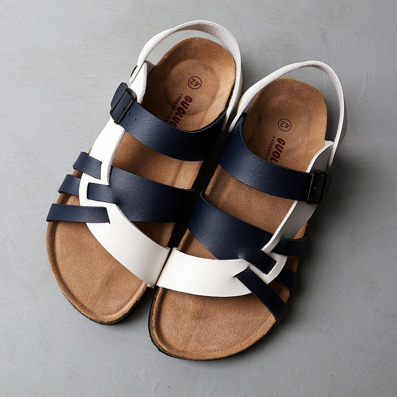 "Sandales femme en cuir marron sombre, élégantes et confortables, avec semelle rembourrée et design chic pour toute occasion.