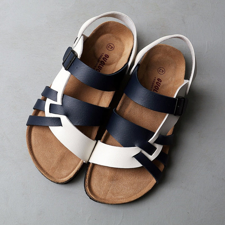 "Sandales femme en cuir marron sombre, élégantes et confortables, avec semelle rembourrée et design chic pour toute occasion.