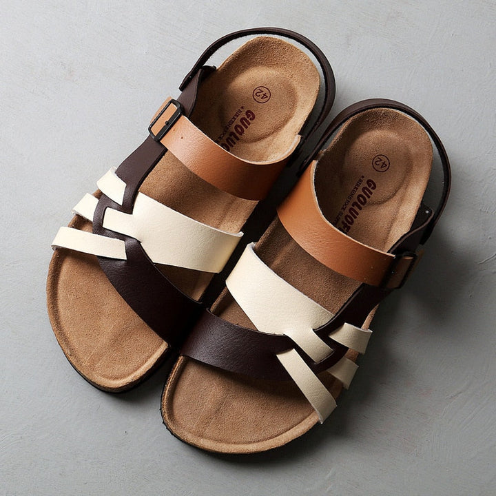 "Sandales femme en cuir marron sombre, élégantes et confortables, avec semelle rembourrée et design chic pour toute occasion.