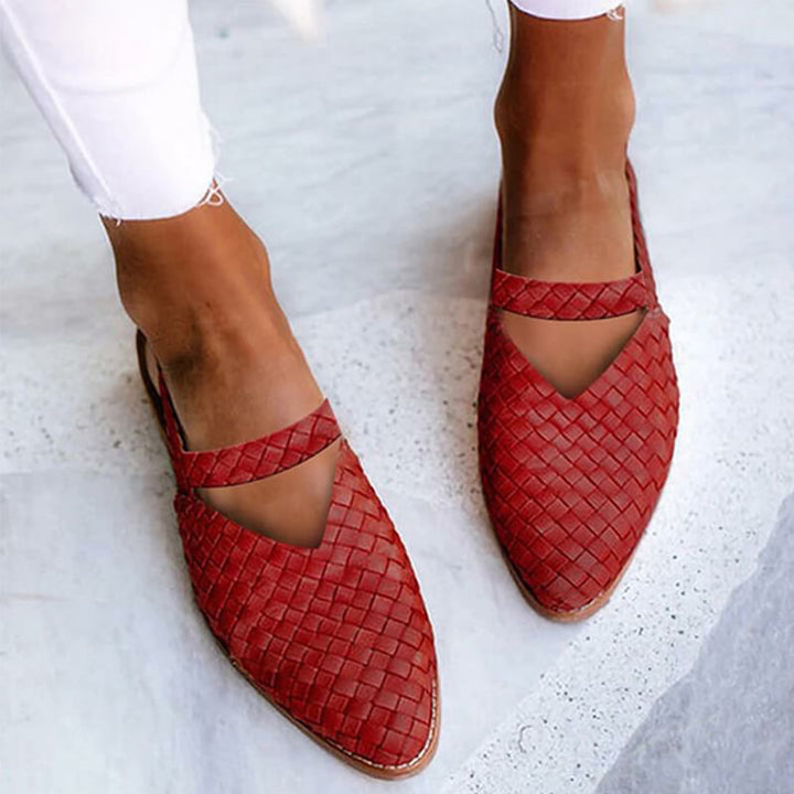 "Sandales mules femme confortables, semelle antidérapante, couleurs modernes, style chic et décontracté pour l'été."