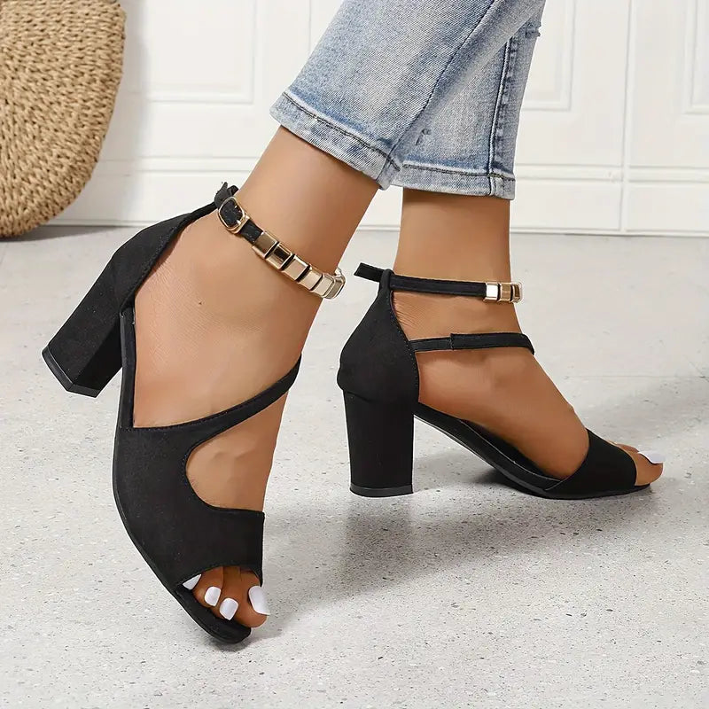 "Sandales orthopédiques d'été pour femmes, beige, design élégant avec talon réglable et semelle ergonomique pour confort opti