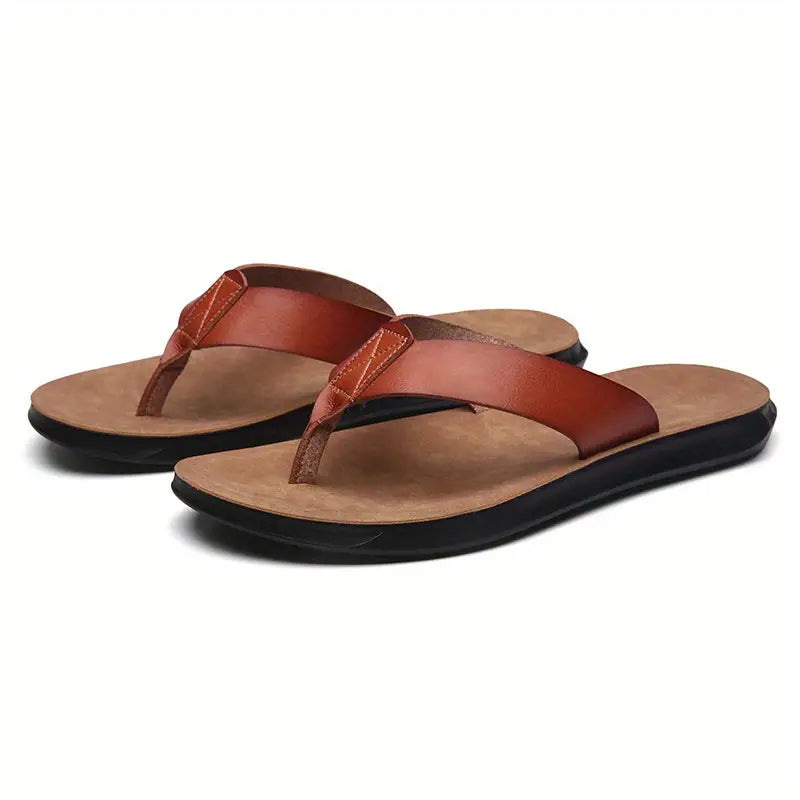 "Sandales orthopédiques en cuir marron pour hommes, semelle antidérapante, design élégant et confort quotidien."