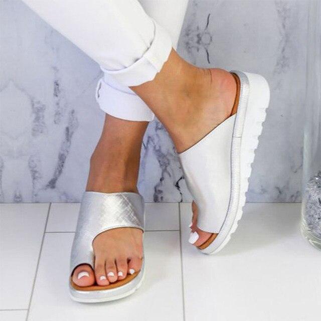 "Sandales orthopédiques femme élégantes et aérées Gaelle, design moderne, semelle confortable, idéales pieds sensibles."