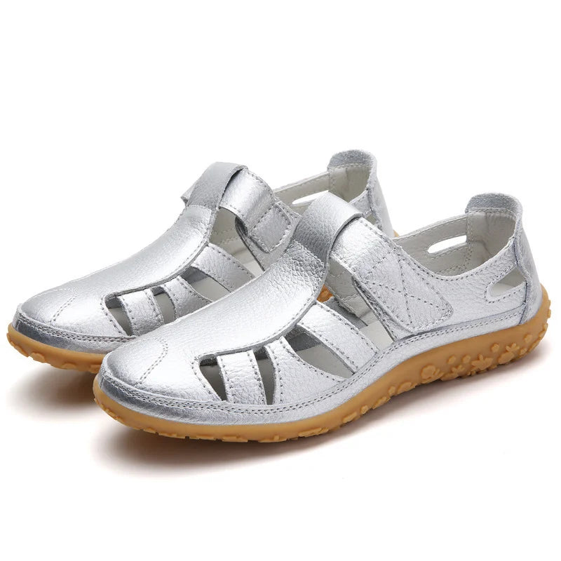 Sandales orthopédiques femme élégantes, semelle antidérapante, design moderne, idéales pour l'été et confort optimal.