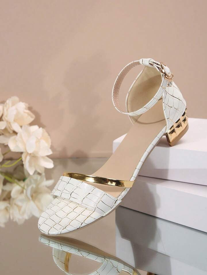 Sandales orthopédiques femme, semelle ergonomique, style décontracté chic, synthétique respirant, confort et soutien.