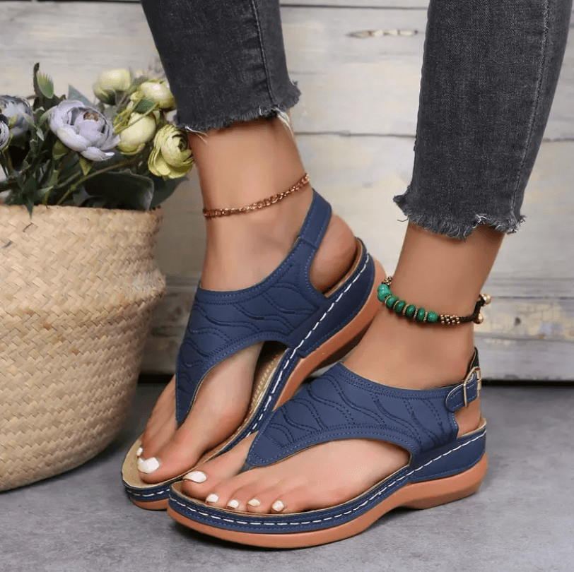 "Sandales orthopédiques légères pour femme avec soutien, semelle antidérapante et couleurs variées pour confort extrême."