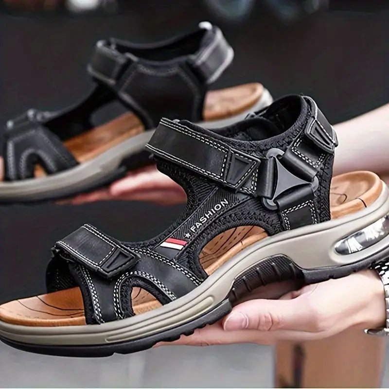 "Sandales orthopédiques pour femmes, confortables et élégantes, couleur marron clair, style moderne et support ergonomique."