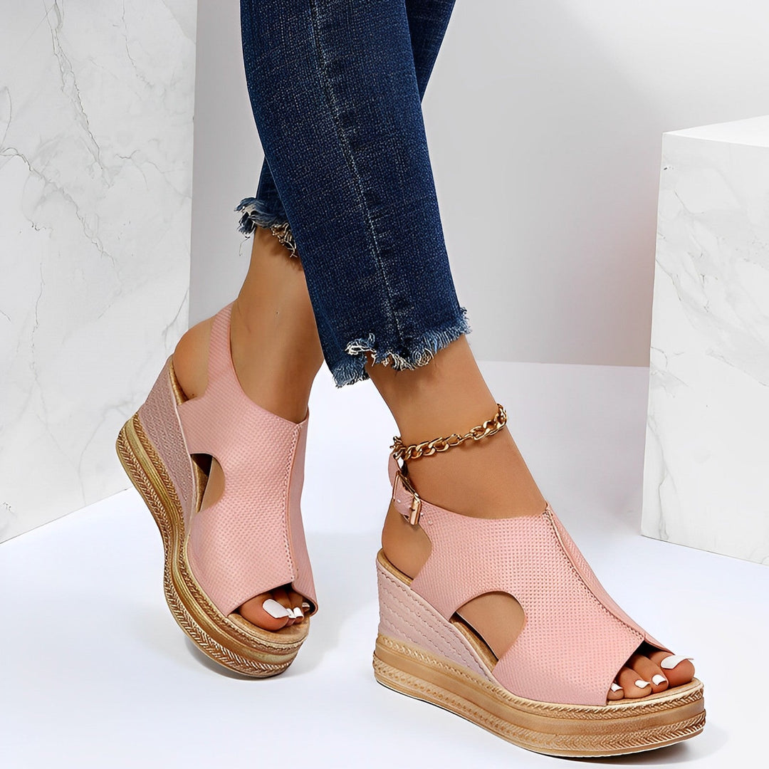 "Sandales orthopédiques Rosalie pour femme, élégantes, semelle légère, disponibles en plusieurs couleurs, confort ultime."