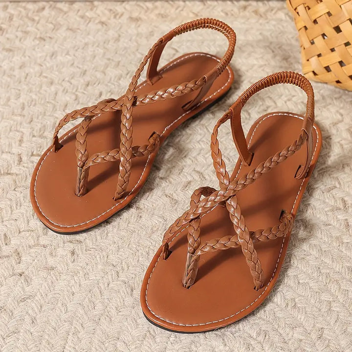 "Sandales plates confortables pour femme en couleurs variées, design minimaliste et brides ajustables pour un style estival é