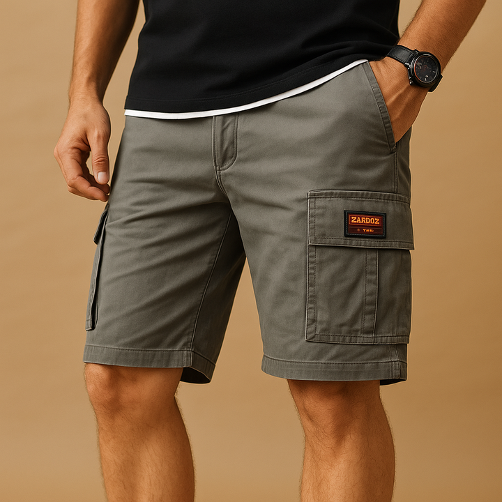 Short cargo homme à séchage rapide, polyester respirant, poches multiples, couleur kaki, idéal pour activités extérieures.