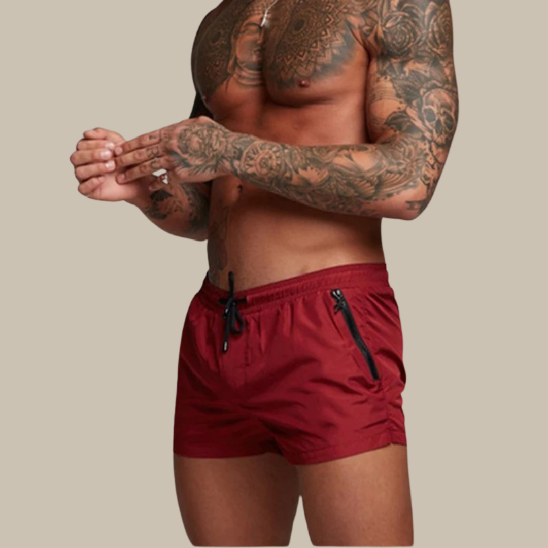 Short de bain homme séchage rapide et stretch, couleur jaune soleil, texture lisse, idéal pour plage et piscine.