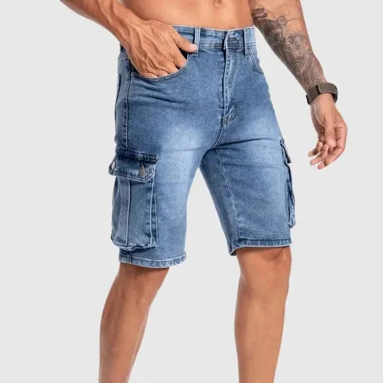 "Short en jean Raphaël bleu denim, coupe moderne, confort estival, parfait pour look décontracté et polyvalent."