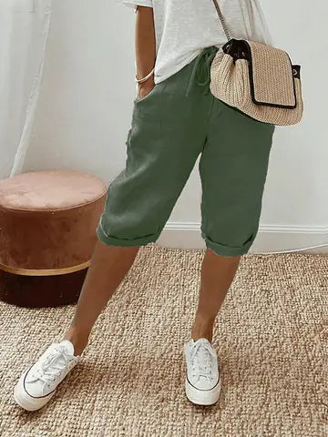 Short femme coton et lin Rosa, décontracté et chic, détails élégants, taille élastique, poches pratiques.