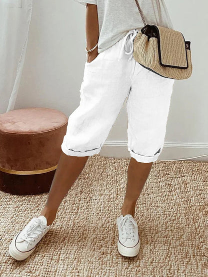 Short femme coton et lin Rosa, décontracté et chic, détails élégants, taille élastique, poches pratiques.