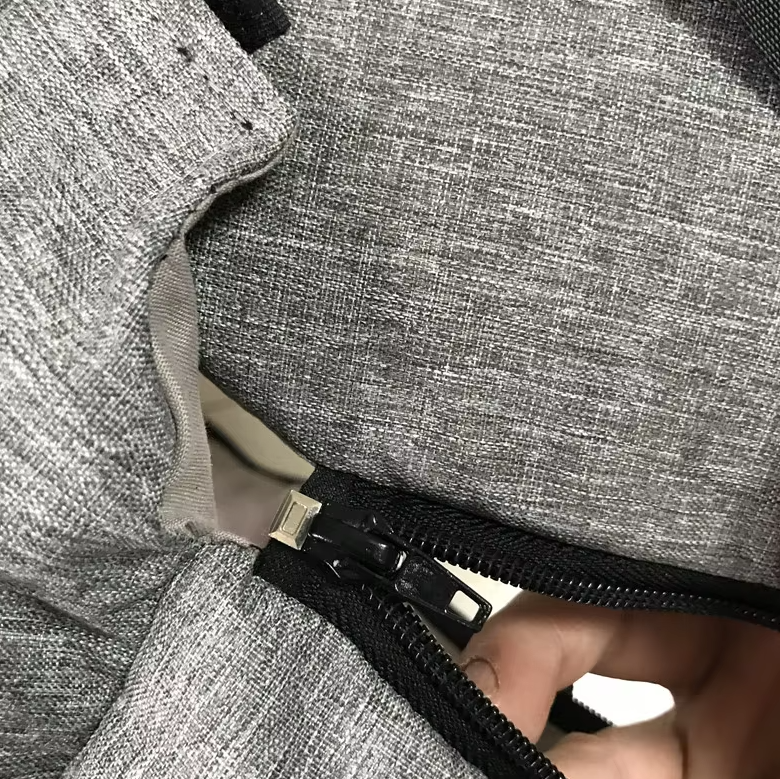 "Siège de voyage pour chien gris, rembourré, avec ceinture de sécurité, portable et lavable, pour trajets confortables et sûr