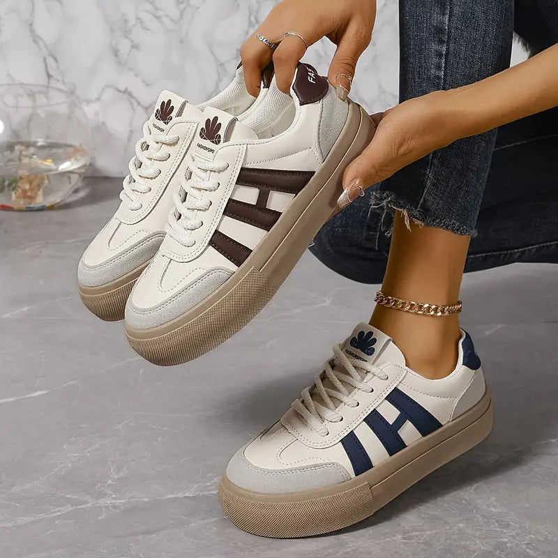 "Sneakers femme élégantes bleu marron, confortables, édition Light, semelles amortissantes, design polyvalent"