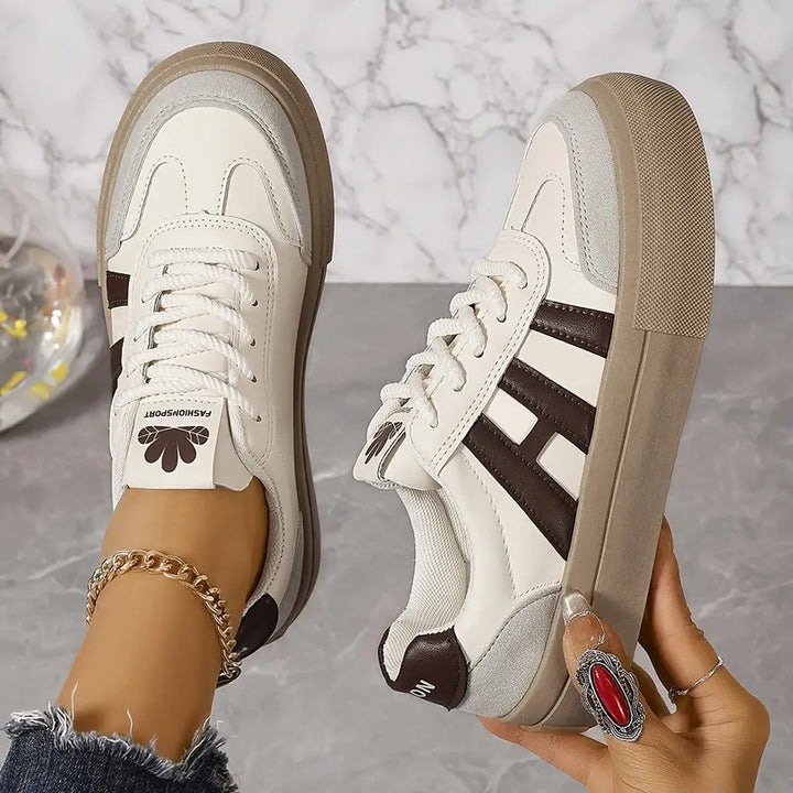 "Sneakers femme élégantes bleu marron, confortables, édition Light, semelles amortissantes, design polyvalent"