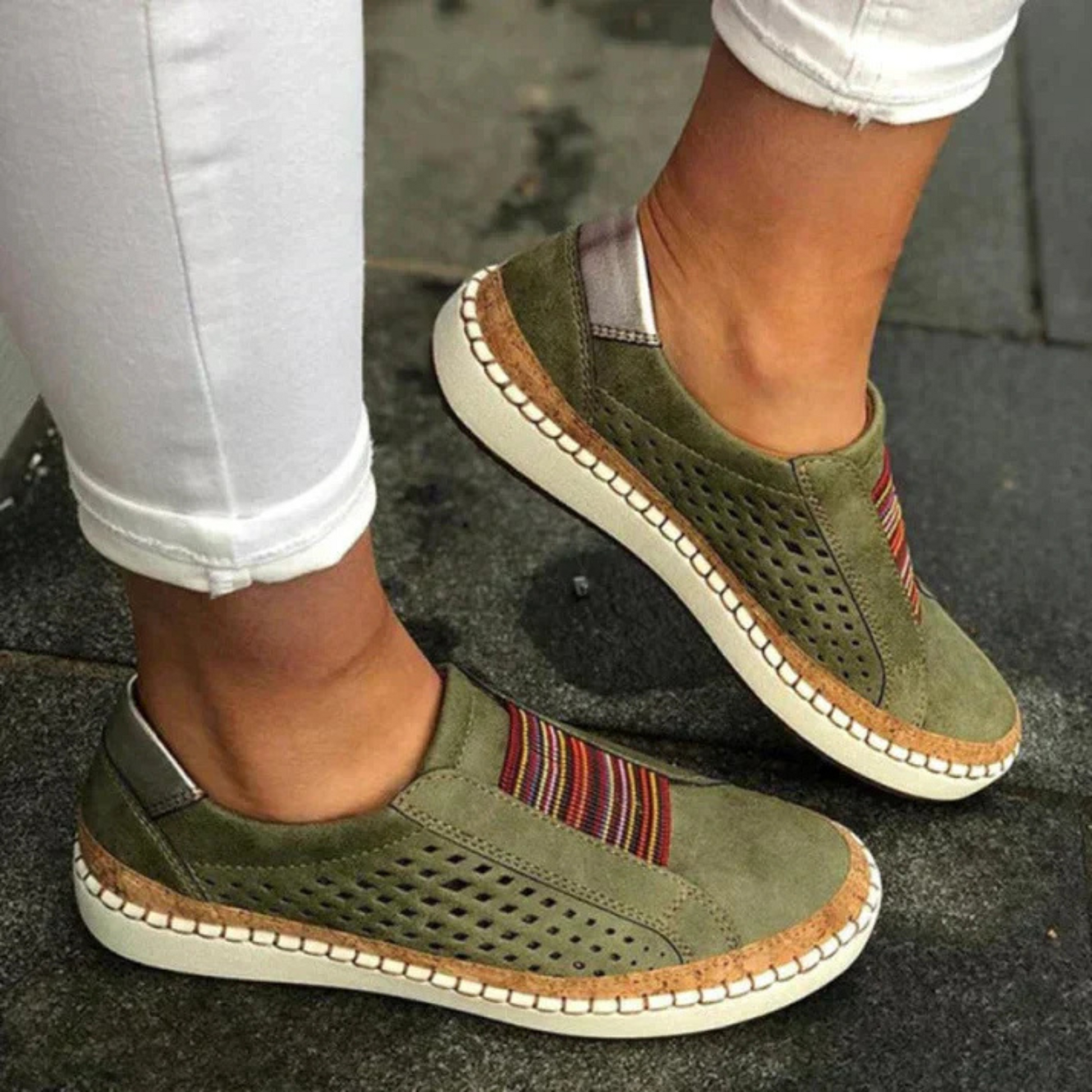 "Sneakers orthopédiques femmes élégantes, confortables, semelle antidérapante, soutien optimal. Disponibles en plusieurs coul