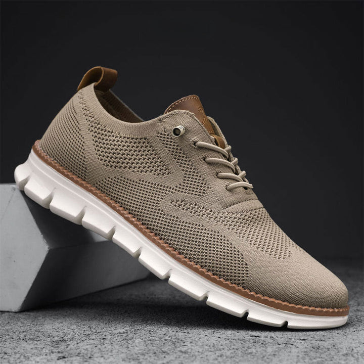 "Sneakers urbaines pour femmes, confortables, style moderne, finition soignée, semelle haute adhérence, coloris variés."