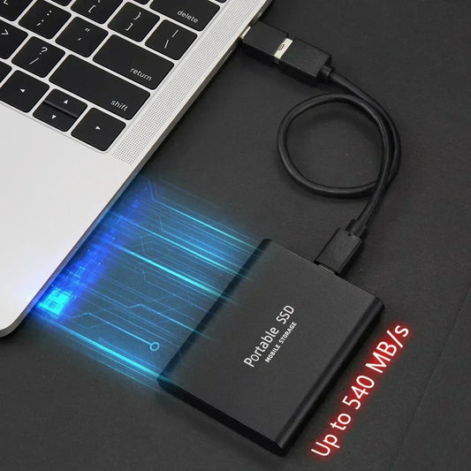 "SSD externe haute vitesse, design antichoc, compact, facile à transporter, idéal pour professionnels et stockage rapide."