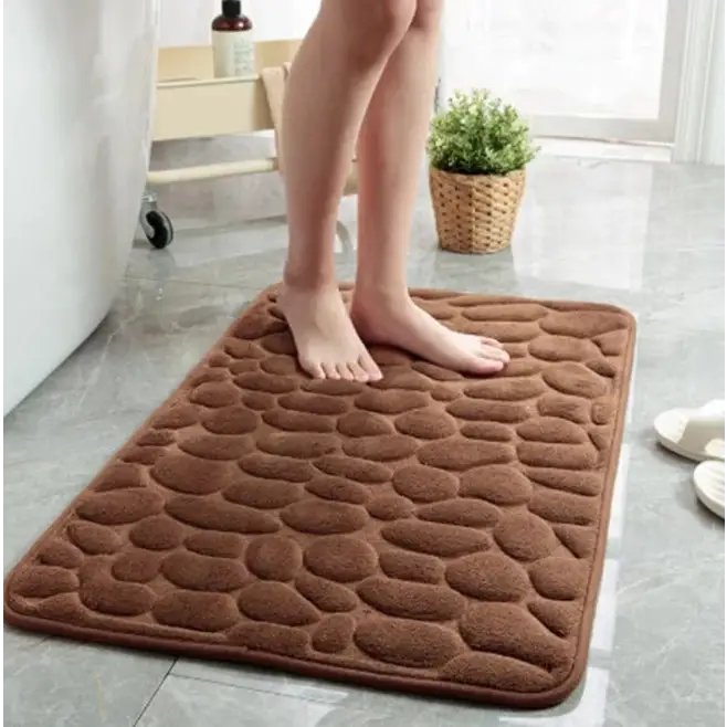 "Tapis de bain anti-dérapant GaletConfort, design galets, blanc, confort moelleux et ultra-absorbant, 40x60 cm."