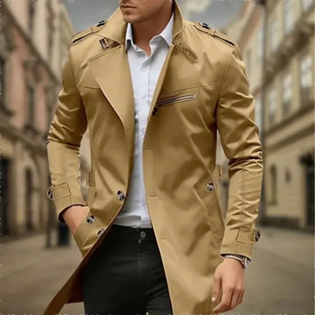 "Trench-coat imperméable homme double boutonnage, coupe élégante beige, pour style formel et protection pluie."