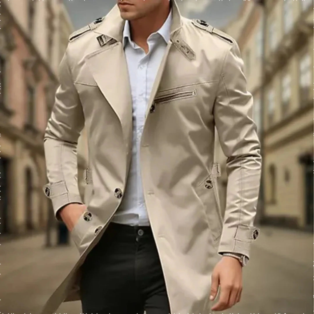 "Trench-coat imperméable homme double boutonnage, coupe élégante beige, pour style formel et protection pluie."