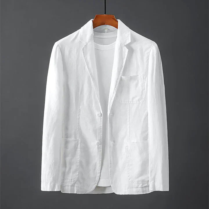 "Veste blazer homme moderne en laine mélangée, coupe ajustée, poches passepoilées et revers cranté."