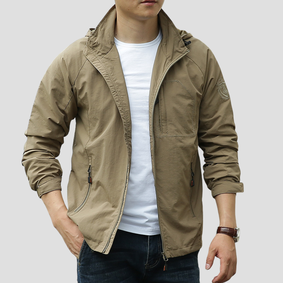 "Veste cargo imperméable homme, capuche intégrée, poches spacieuses, style urbain moderne, protection pluie, couleurs tendanc