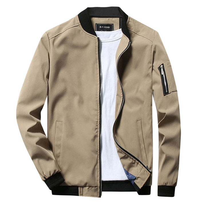 "Veste d'été élégante pour hommes, coupe ajustée, tissu respirant léger, vue avant, design intemporel et raffiné."
