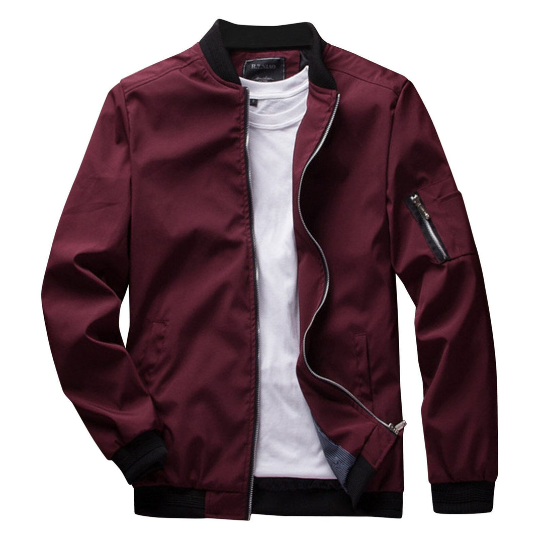 "Veste d'été élégante pour hommes, coupe ajustée, tissu respirant léger, vue avant, design intemporel et raffiné."