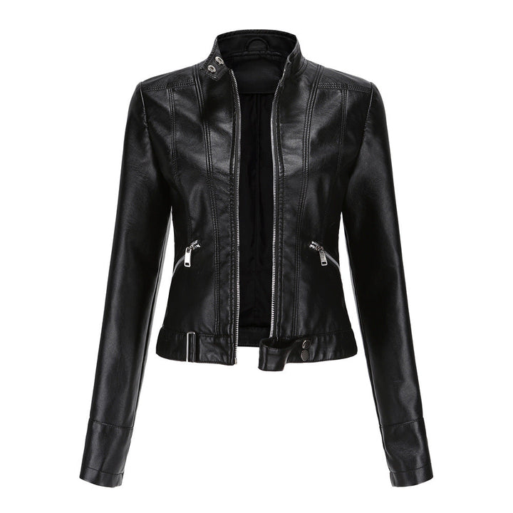 "Veste en cuir biker Mille pour femme, couleur noire, double fermetures éclair, audacieuse et élégante."