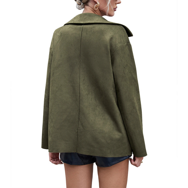 "Veste en cuir femme élégante avec boutons chic, style moderne, cuir premium noir pour allure sophistiquée."