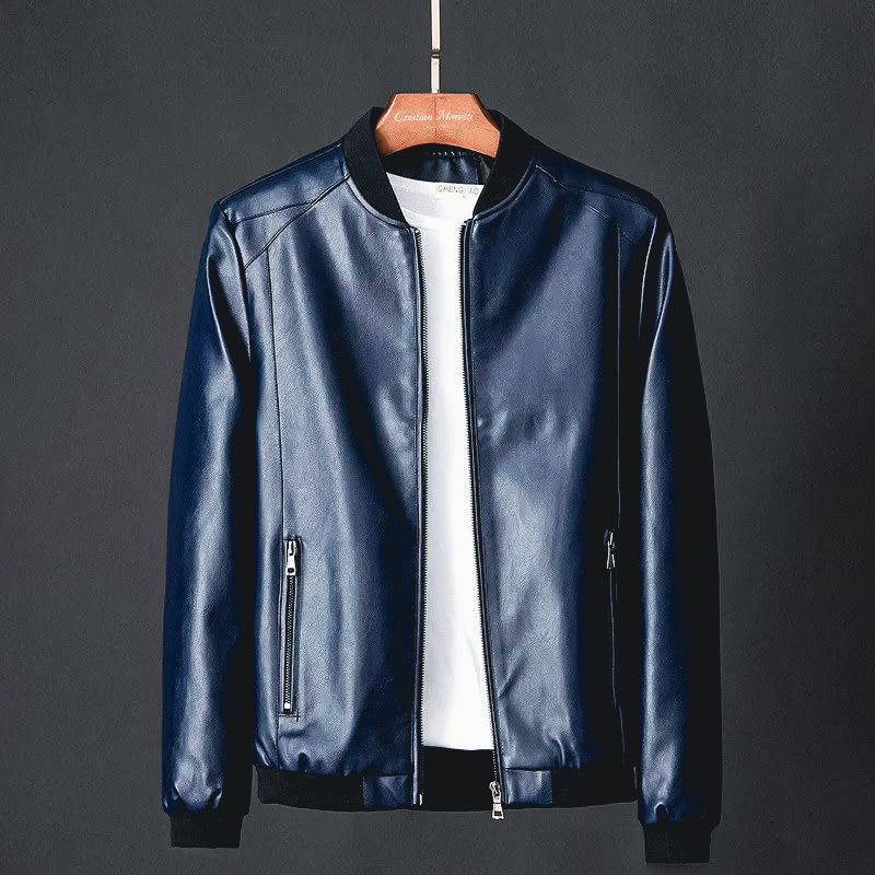 "Veste en cuir homme élégante, vue avant, coupe ajustée, couleur noire, style urbain pour une allure raffinée et moderne"
